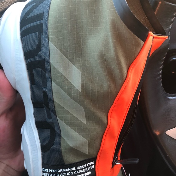 Adidas GSG9-UNDEFEATED - Picture 7 of 8